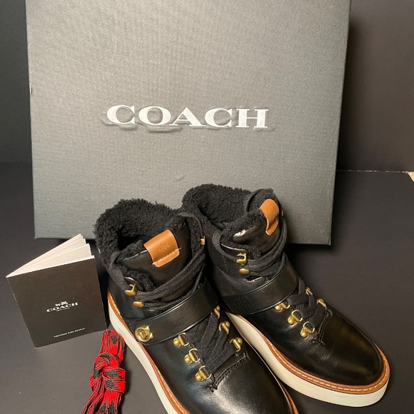 Coach Urban Hiker Boot, Black, Women's Size 7, Excellent Condition - Picture 10 of 11